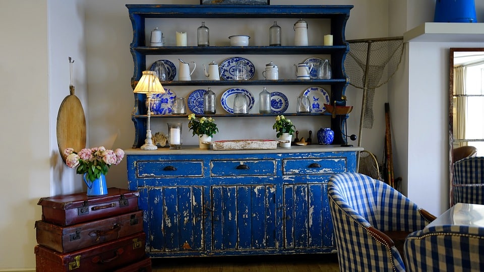 Save Furniture From a Flooded House Save Furniture From a Flooded House